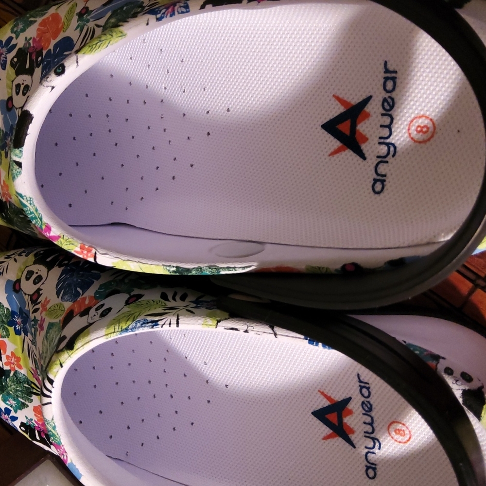 BRAND NEW! SUPERIOR QUALITY Nursing Shoes non slip shoes! Better than CROCS! - Picture 3 of 4